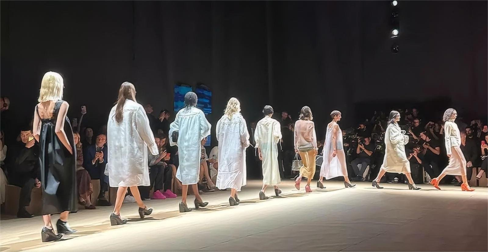 ALA Clothes Discover the Latest Fashion Trends and Styles