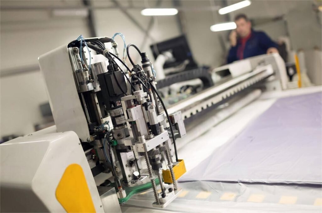 Canadian Clothing Suppliers Top-Quality, Trendy Apparel for Retailers Across Canada