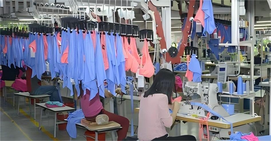 Custom Gym Shirts: Design Your Own High-Performance Workout Gear