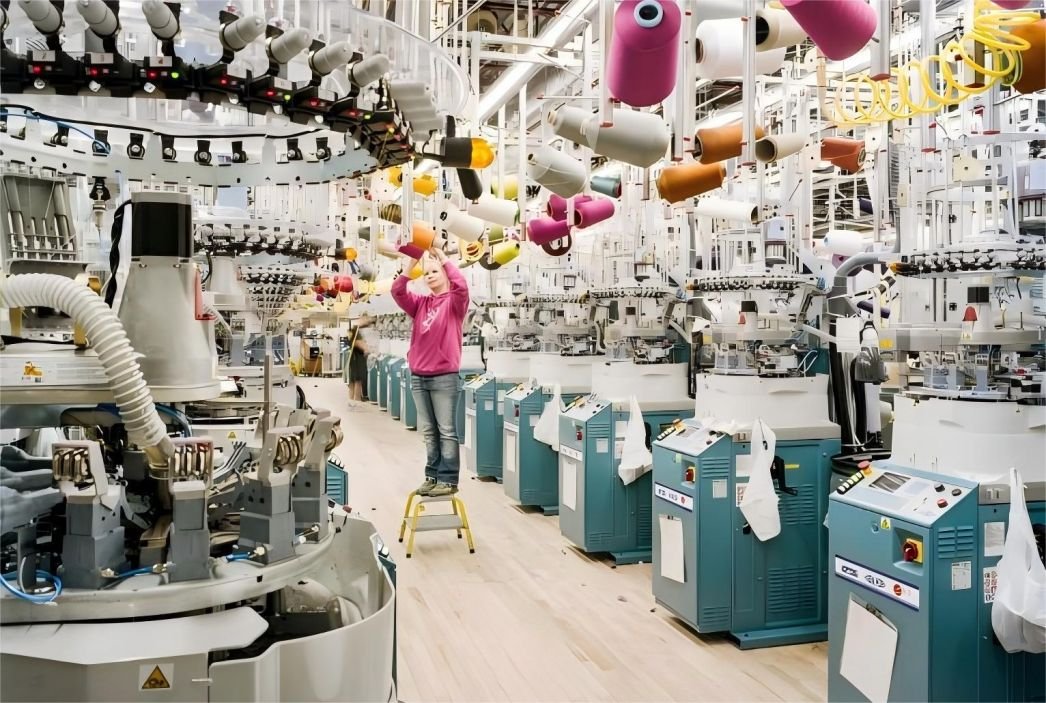 Custom Yoga Pants: Design Your Own High-Quality Yoga Apparel