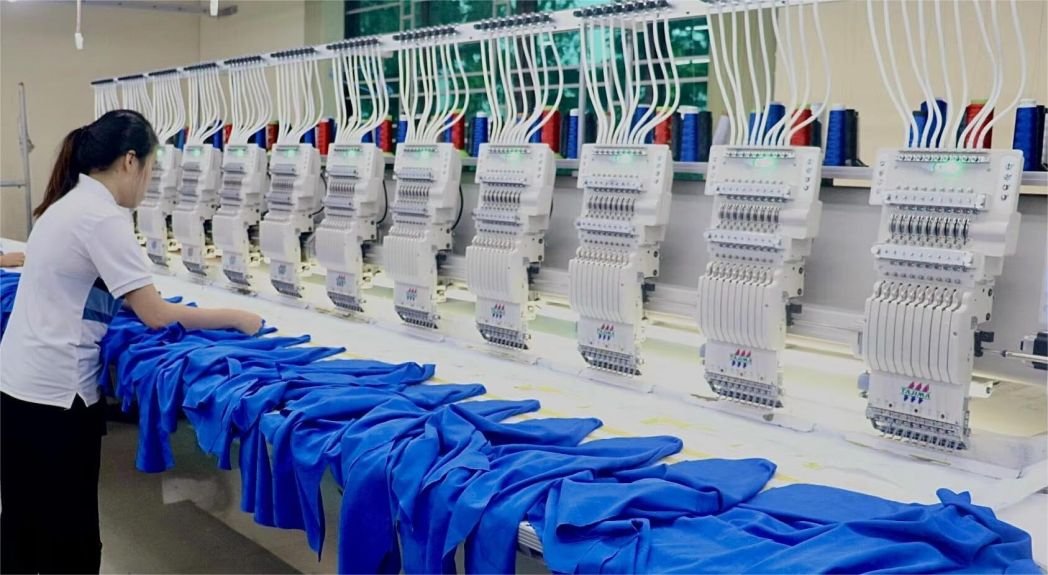 Golf Polo Shirts Wholesale: Stylish and Durable Apparel for Golfers