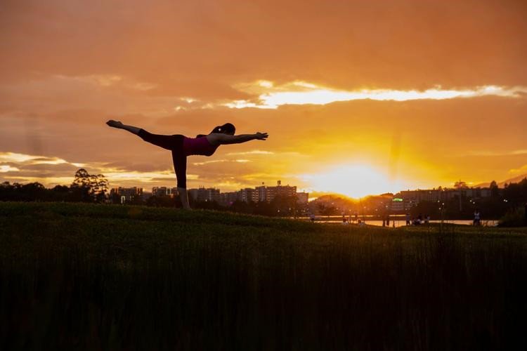 High Quality Yoga Clothing Premium Yoga Apparel for Comfort and Performance