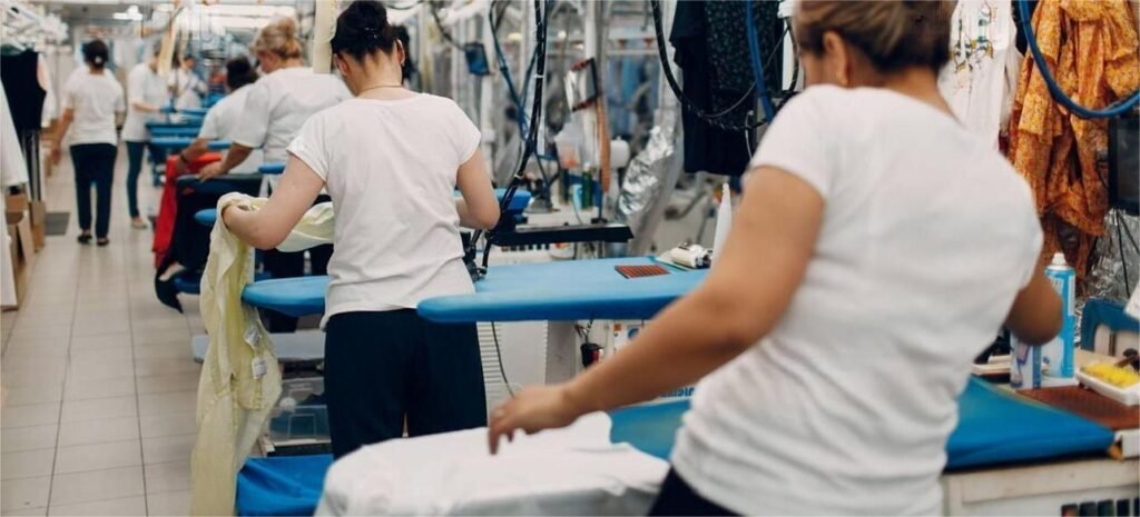 Lingerie Vendors: High-Quality, Stylish Intimates for Retailers