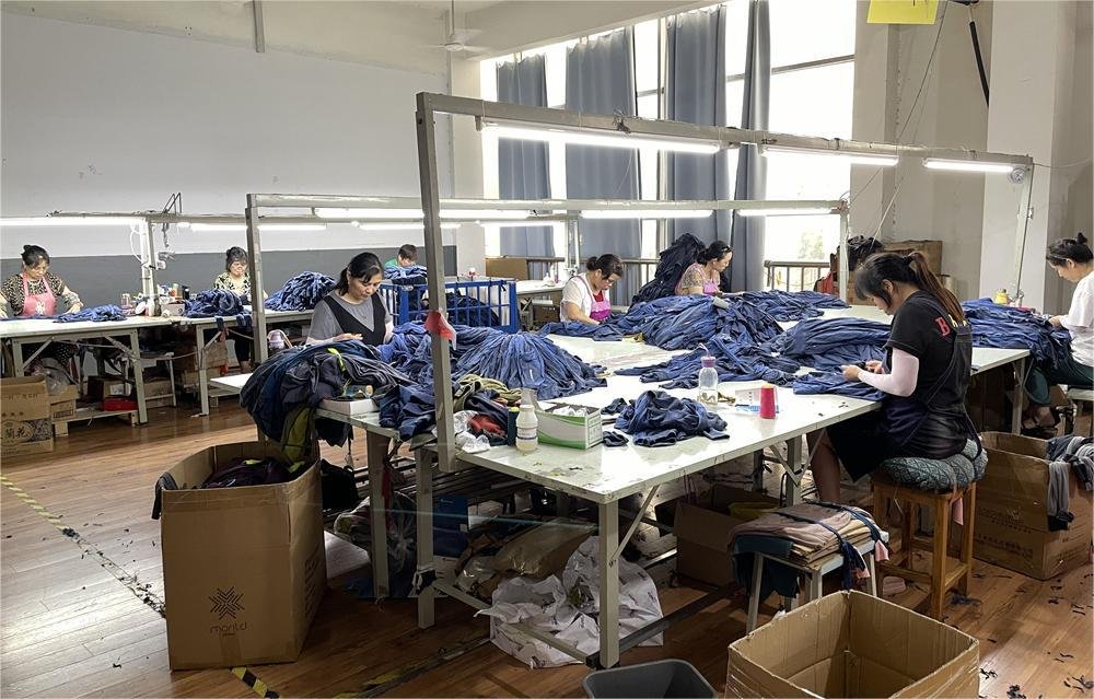 Polyester Golf Shirts Wholesale Durable and Comfortable Apparel for Golf Enthusiasts