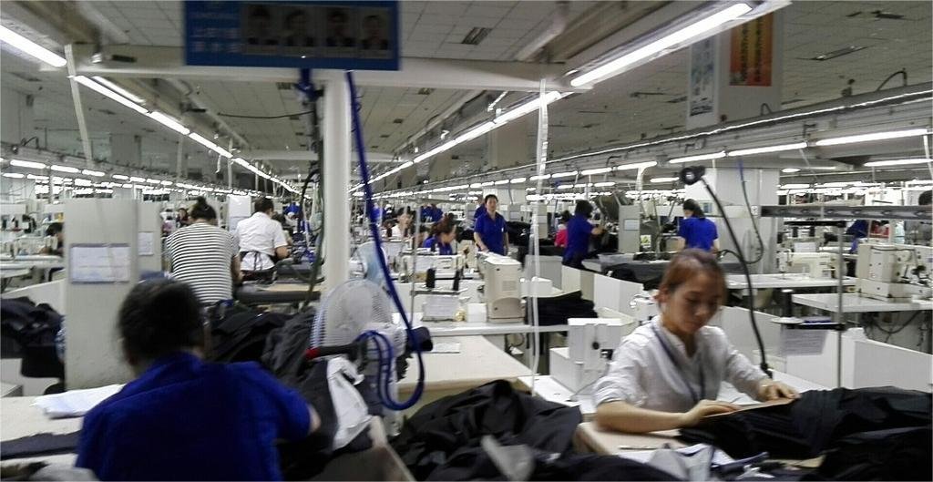 Wholesale Clothing in Bulk High-Quality Fashion at Competitive Prices