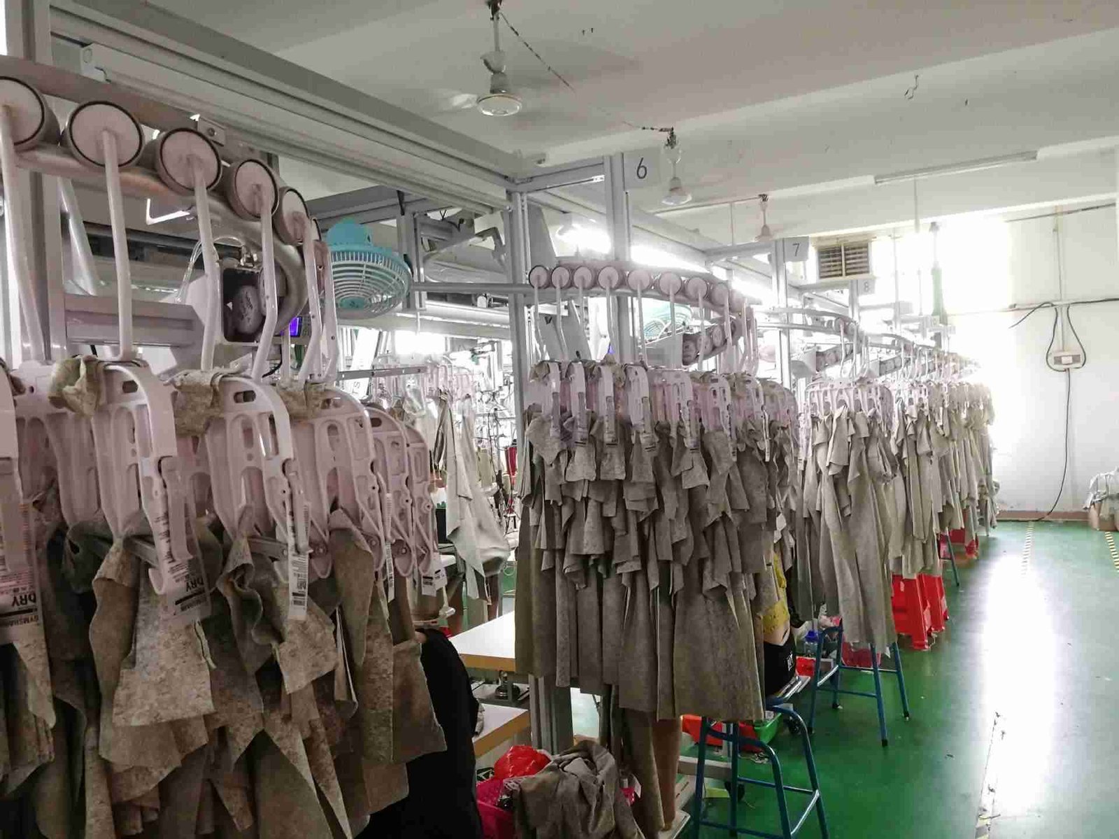 Your Trusted Partner for Wholesale Apparel Manufacturing and Yoga Wear