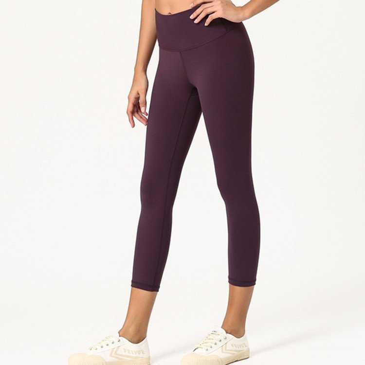 Custom Capri Yoga Pants Manufacturer - OemYogaWear