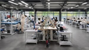 Cheap Name Brand Clothes Wholesale Affordable Designer Apparel for Retailers