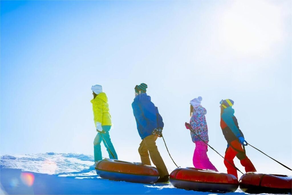 Flannel Shirt Women's Outfit Ideas: Stylish and Comfortable Looks